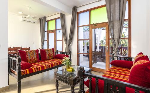 deluxe_family_room9